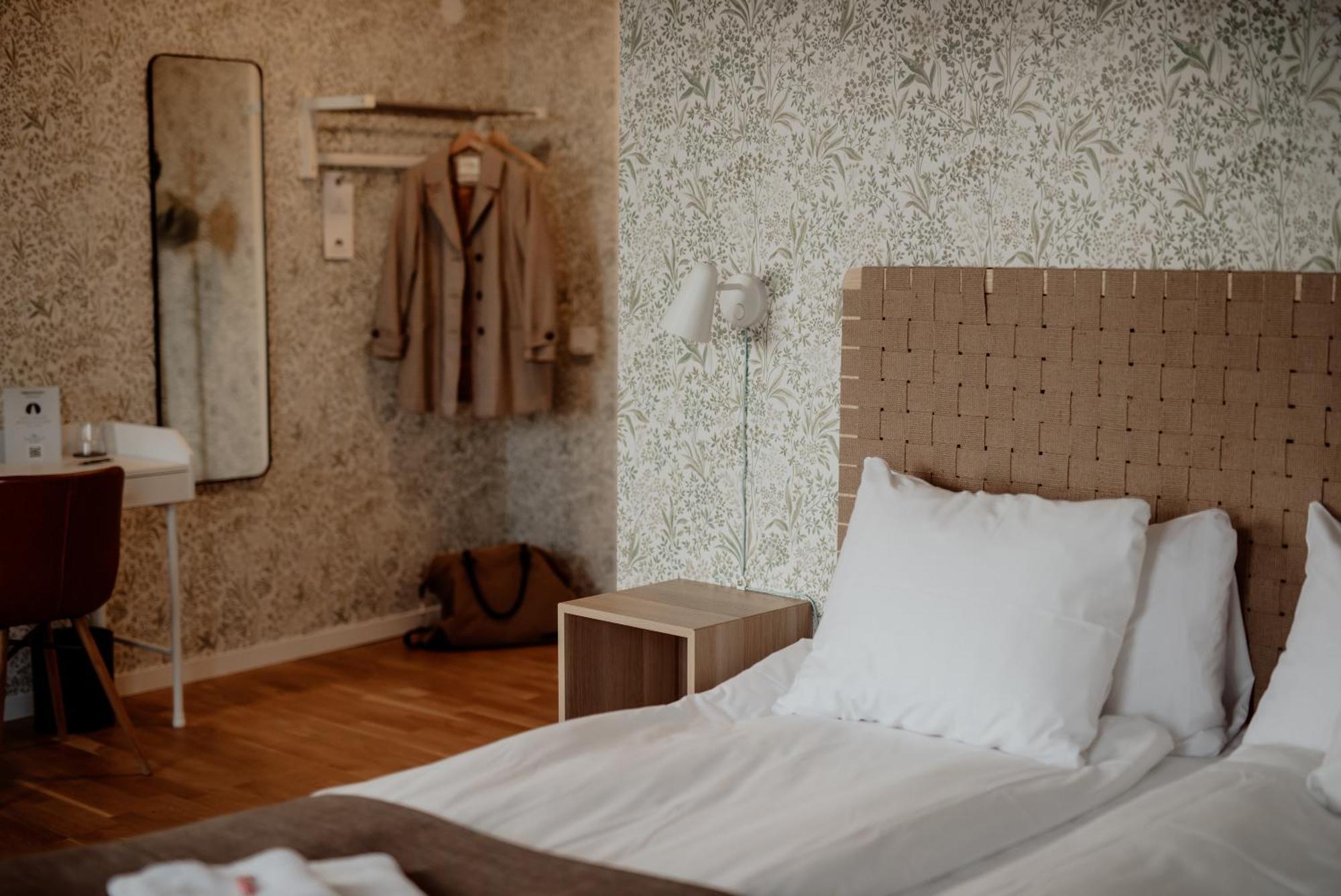 Hotell & Bistro Roedesund Karlsborg Exterior photo